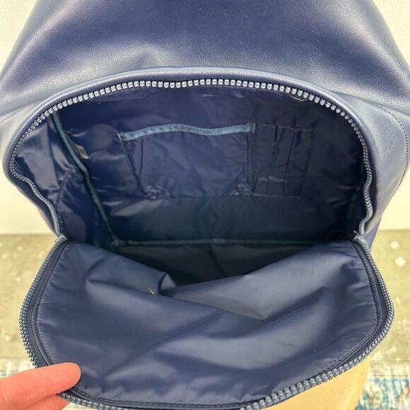 Tory Sport Accessories Navy Grumps Backpack - Picture 13 of 16